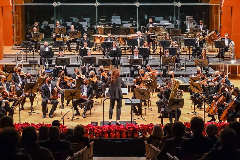 Óscar Santiso junto a la Orquesta Filarmónica de Gran Canaria en el Auditorio Alfredo Kraus de Las Palmas de Gran Canaria interprentando el Concierto para Tuba y Orquesta de Bruce Broughton.