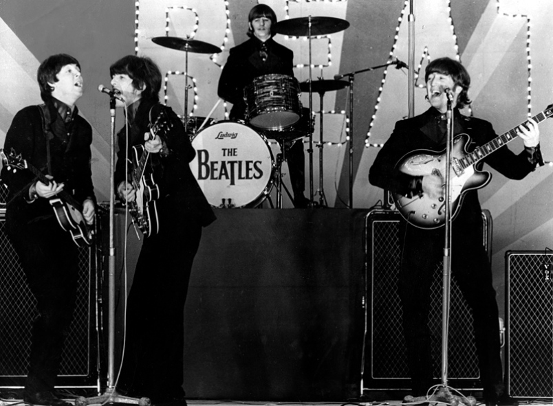 El famoso cuarteto de Liverpool, The Beatles fue la principal razón por la que decidí comenzar en el mundo de la Música.